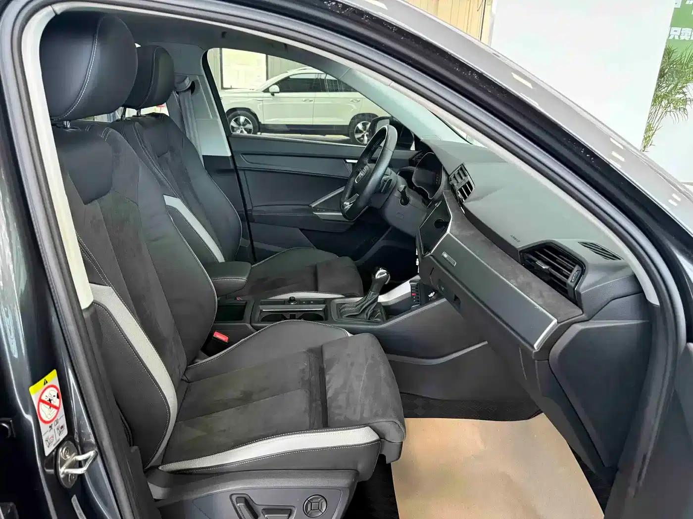 Audi Q3 2022 35 TFSI Fashion Dynamic Edition — миниатюра 22