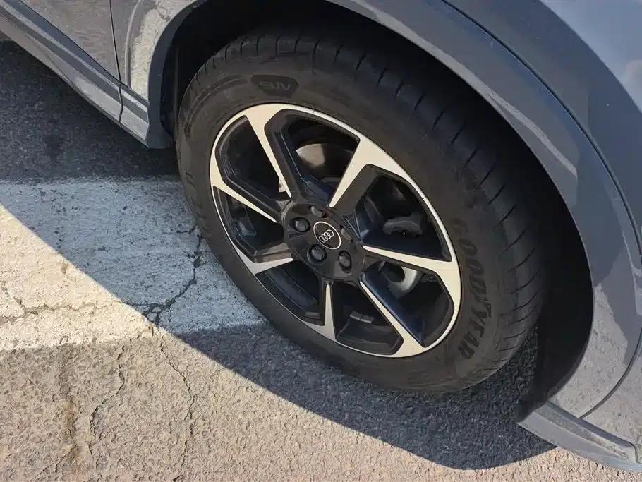 Audi Q3 2022 40 TFSI RS Package Sport Edition — миниатюра 6