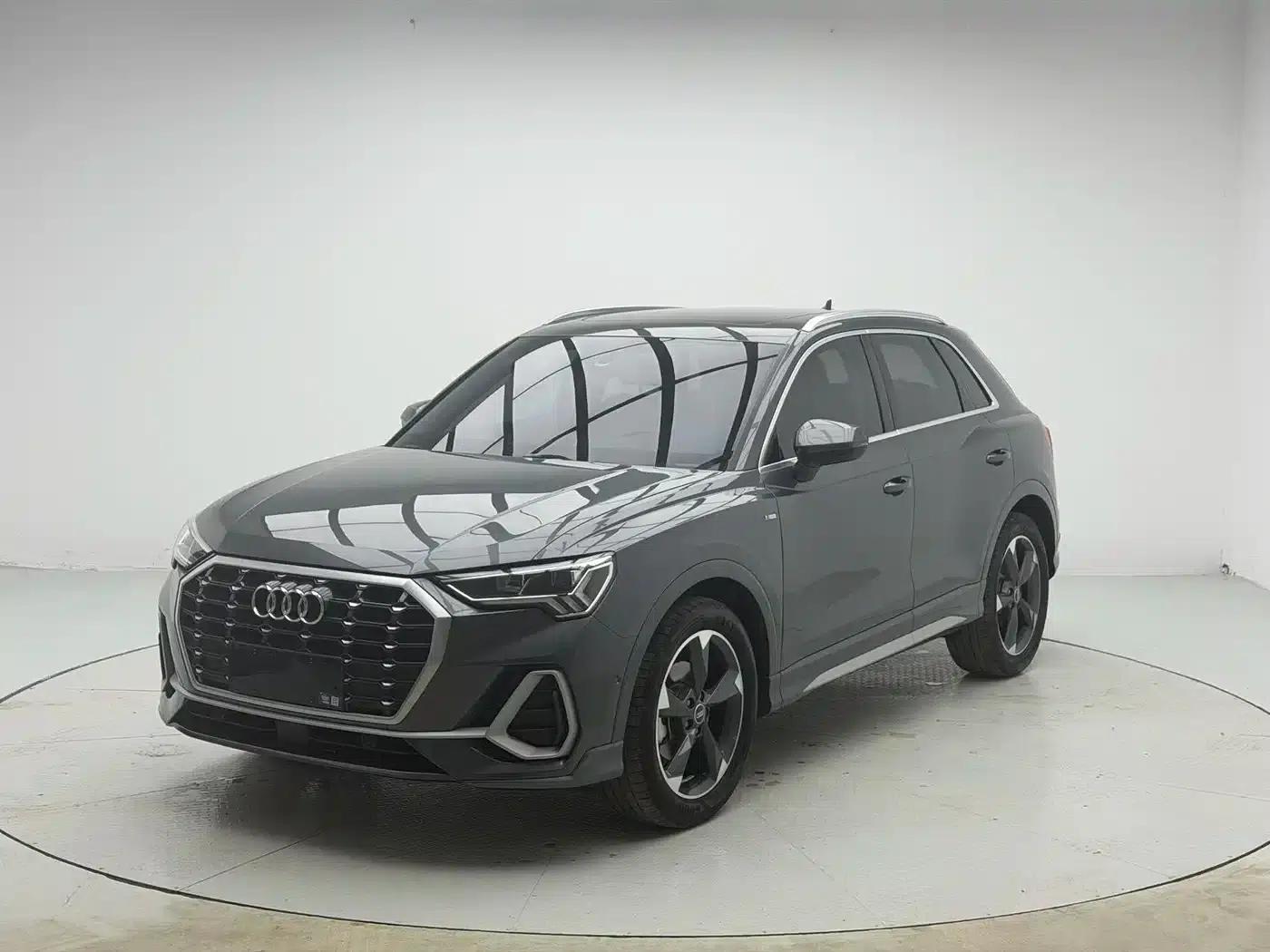 Audi Q3 2023 35 TFSI Fashion Dynamic (1.4T) — миниатюра 1