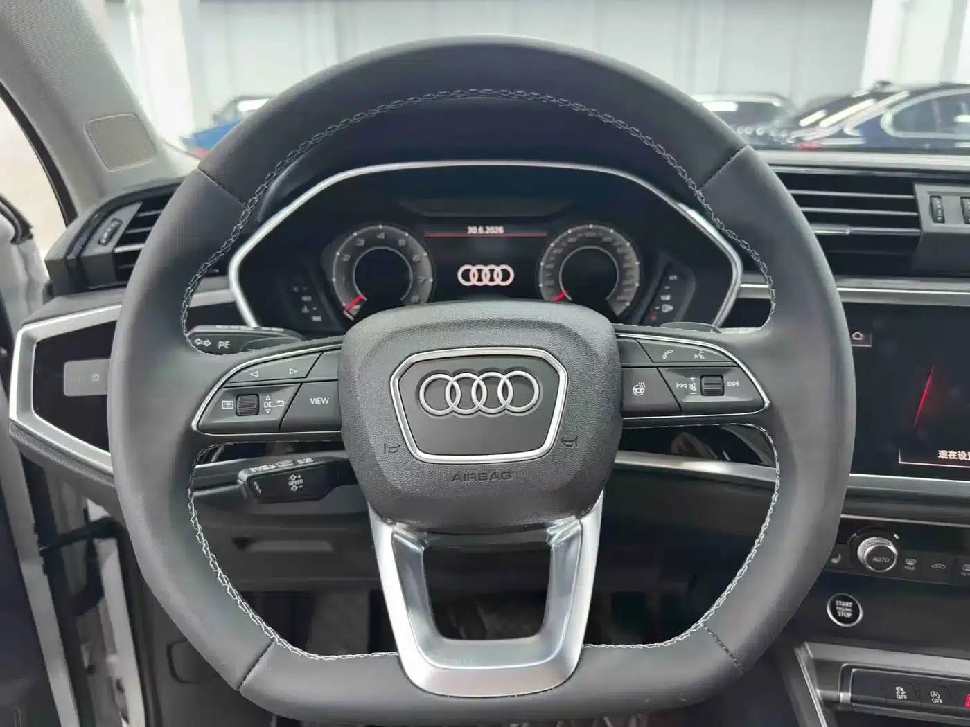 Audi Q3 2022 35 TFSI Fashion Dynamic Edition — миниатюра 12