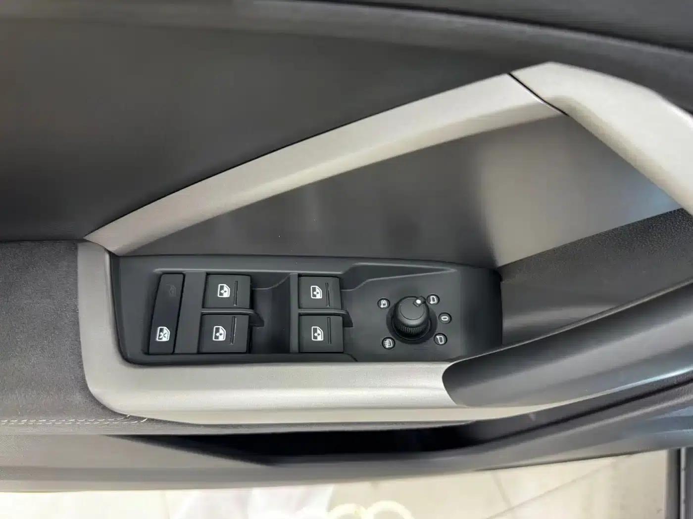 Audi Q3 2022 35 TFSI Fashion Dynamic Edition — миниатюра 19