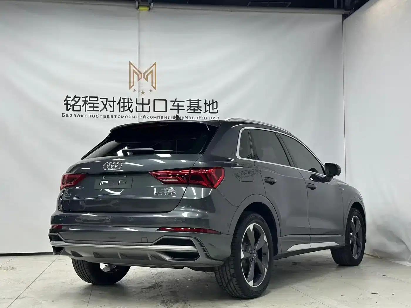 Audi Q3 2022 35 TFSI Fashion Dynamic Edition — миниатюра 4