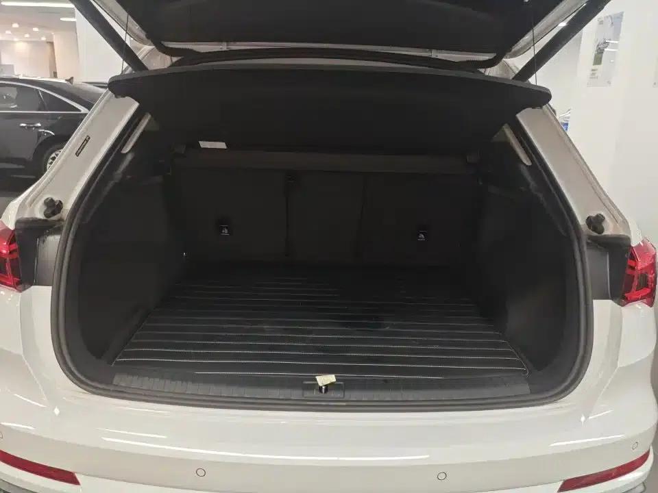 Audi Q3 2023 35 TFSI Fashion Dynamic (1.4T) — миниатюра 10