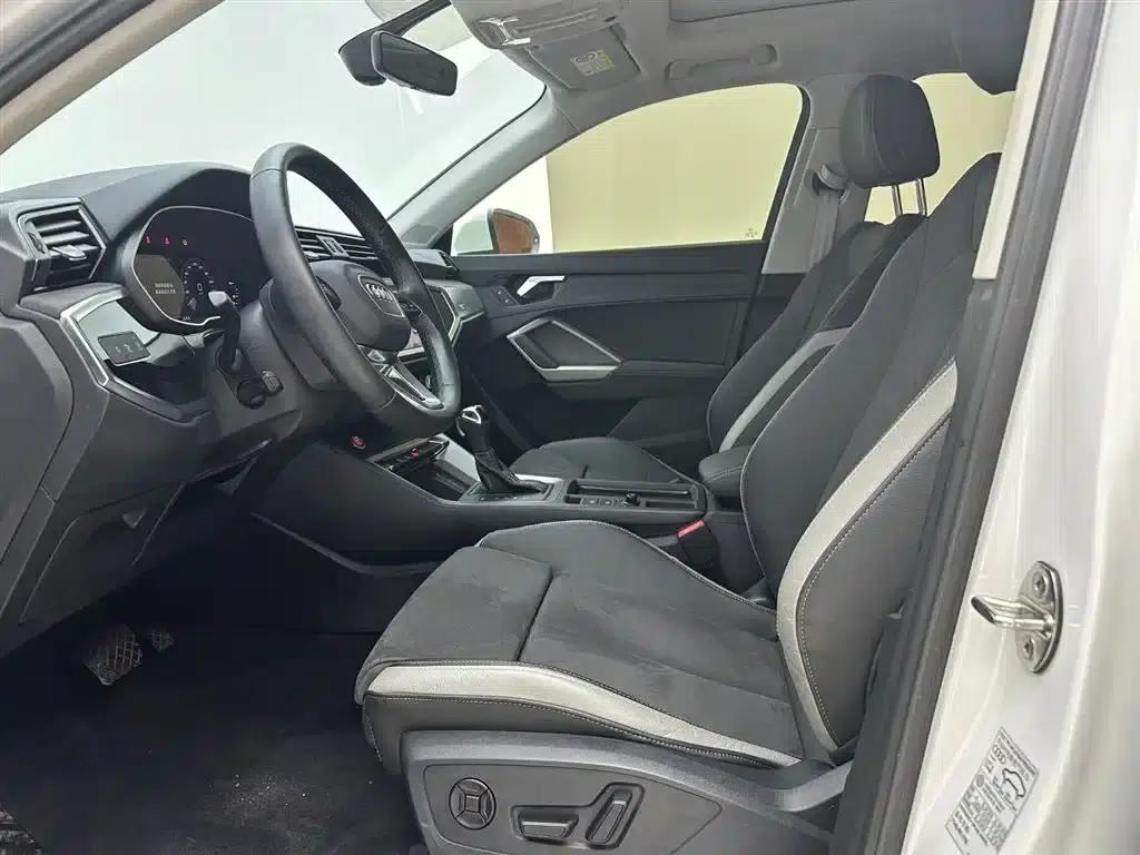 Audi Q3 2023 35 TFSI Progressive Dynamic (1.4T) — миниатюра 13