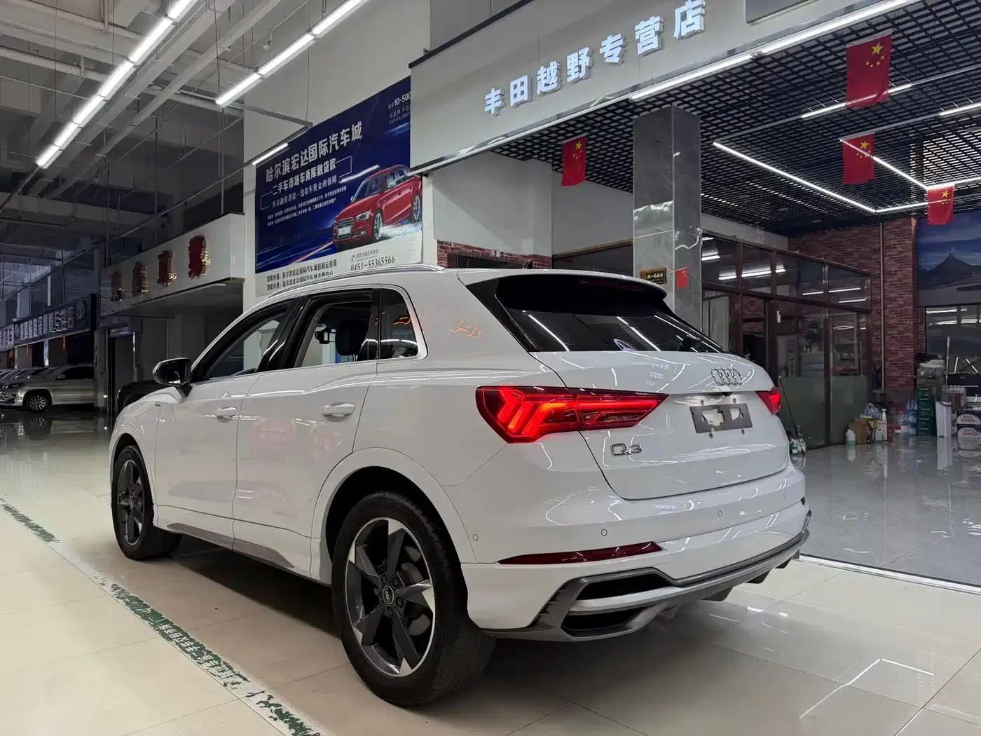 Audi Q3 2022 35 TFSI Fashion Dynamic Edition — миниатюра 7