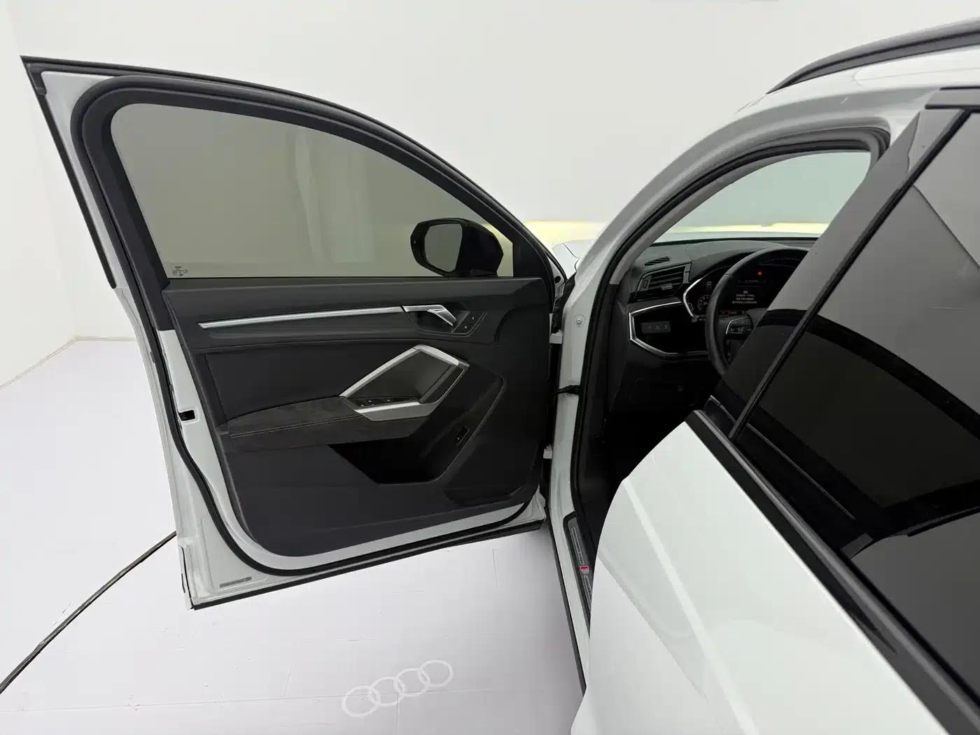 Audi Q3 2022 35 TFSI Fashion Dynamic Edition — миниатюра 22