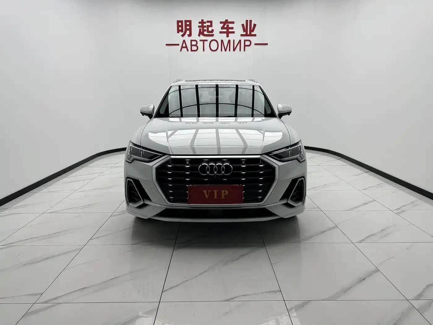 Audi Q3 2023 35 TFSI Fashion Dynamic (1.4T) — миниатюра 2