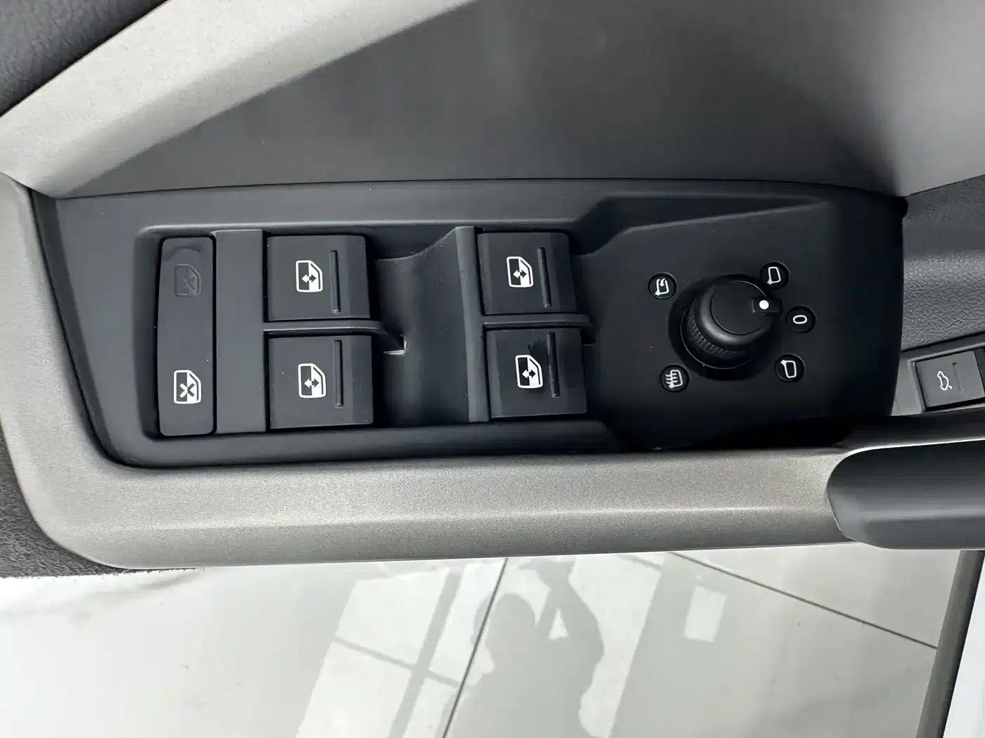 Audi Q3 2023 35 TFSI Fashion Dynamic (1.4T) — миниатюра 12