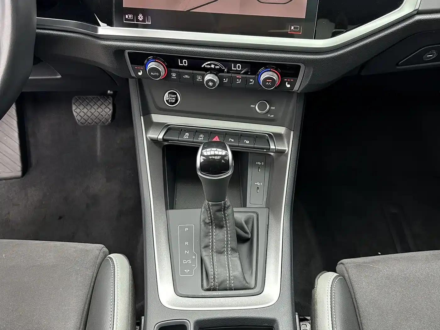 Audi Q3 2023 35 TFSI Fashion Dynamic (1.4T) — миниатюра 15