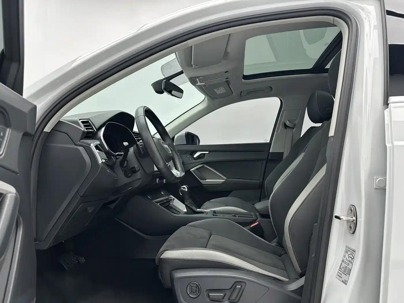Audi Q3 2023 35 TFSI Fashion Dynamic (1.4T) — миниатюра 5