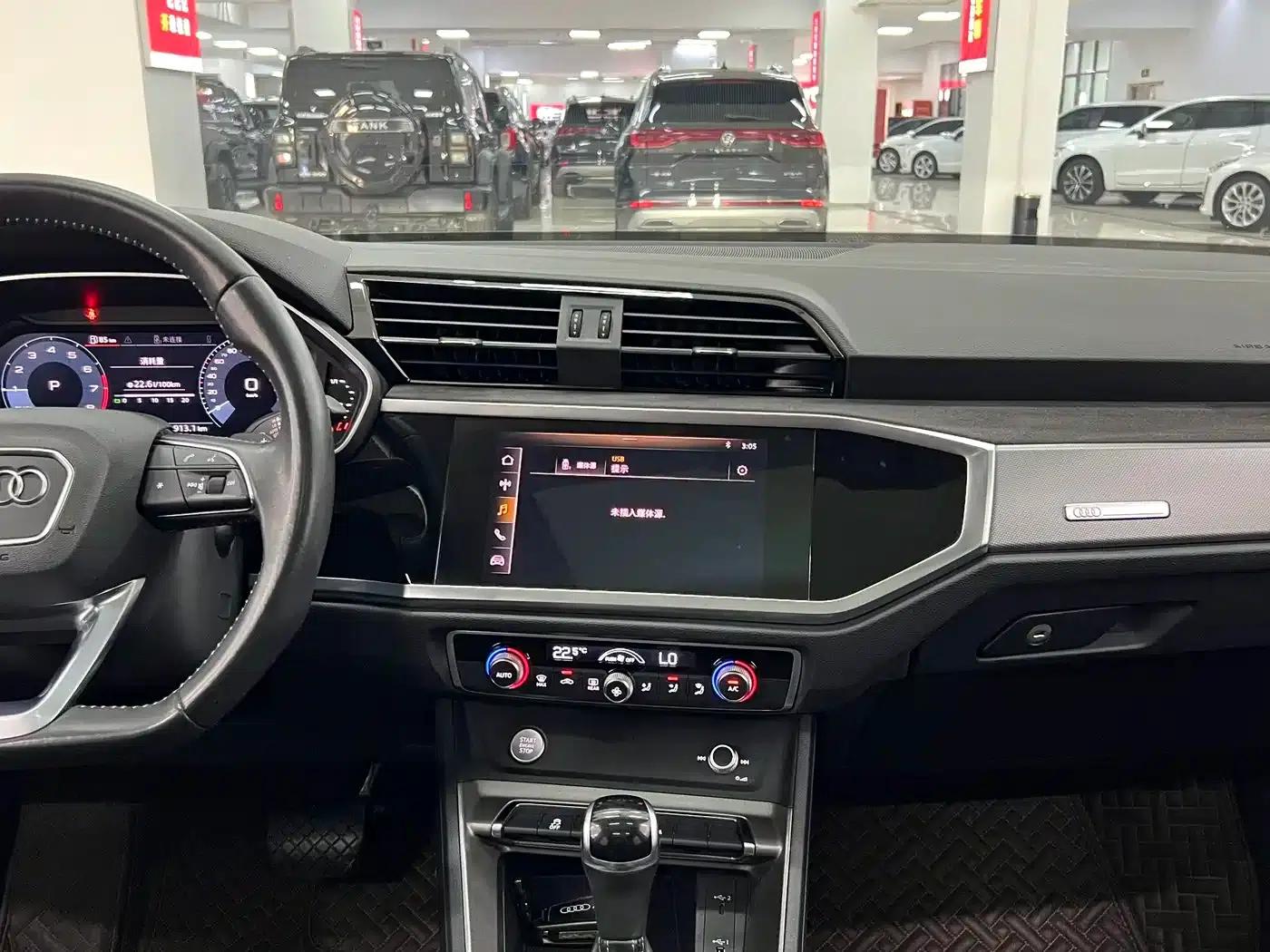 Audi Q3 2020 35 TFSI Fashion Dynamic Edition — миниатюра 11
