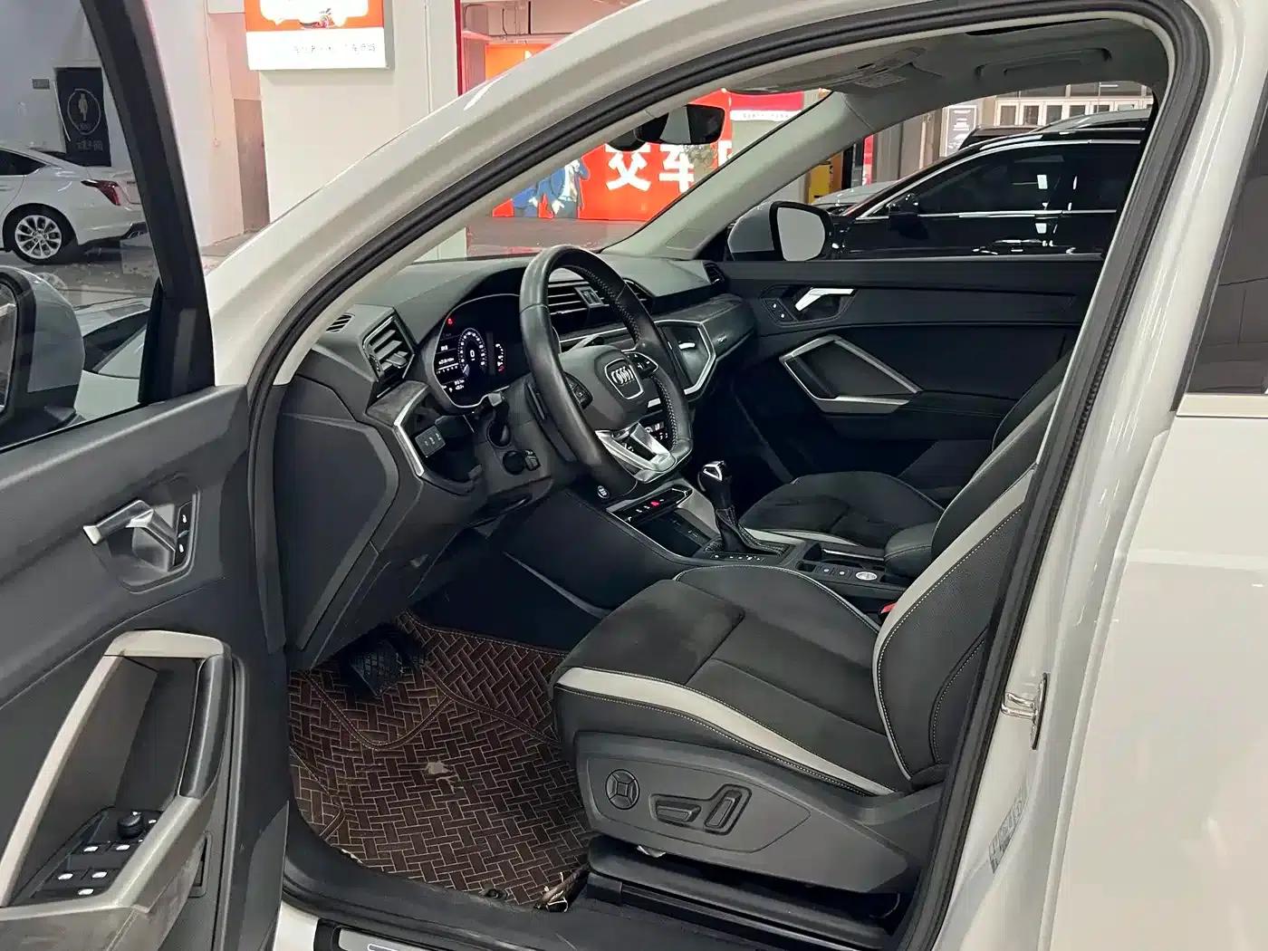 Audi Q3 2020 35 TFSI Fashion Dynamic Edition — миниатюра 4