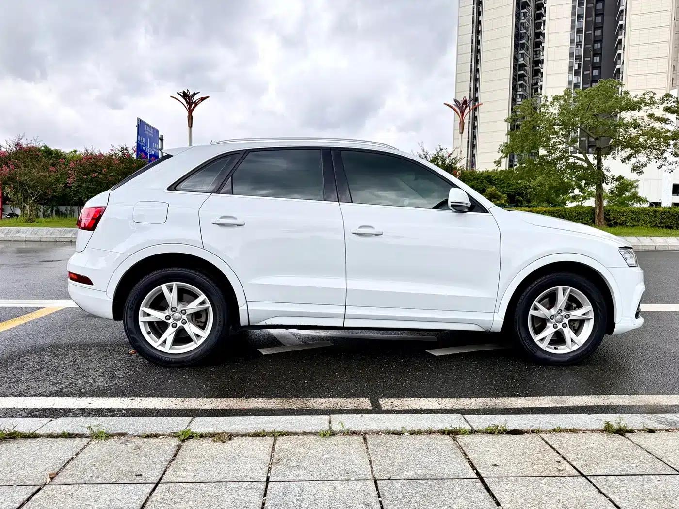 Audi Q3 2017 35 TFSI Fashion Edition — миниатюра 4