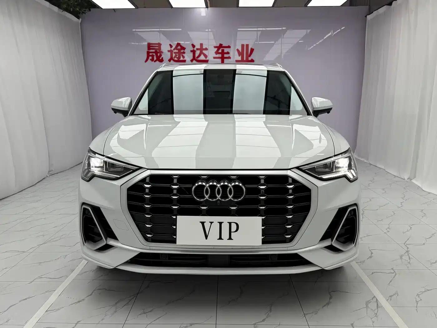 Audi Q3 2023 35 TFSI Fashion Dynamic (1.4T) — миниатюра 2