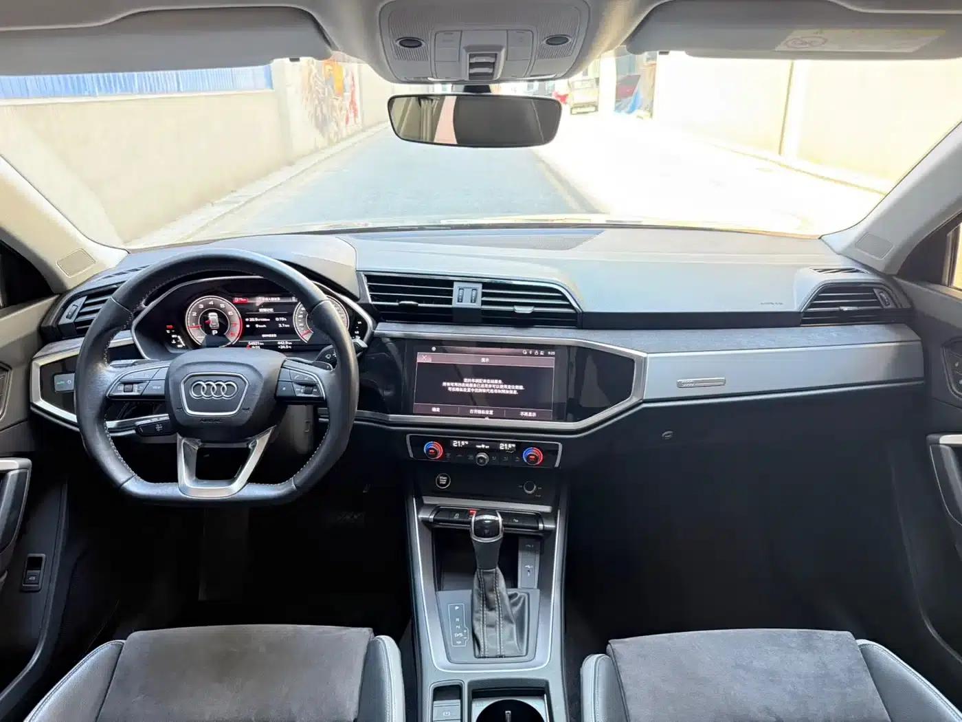 Audi Q3 2022 35 TFSI Fashion Dynamic Edition — миниатюра 8