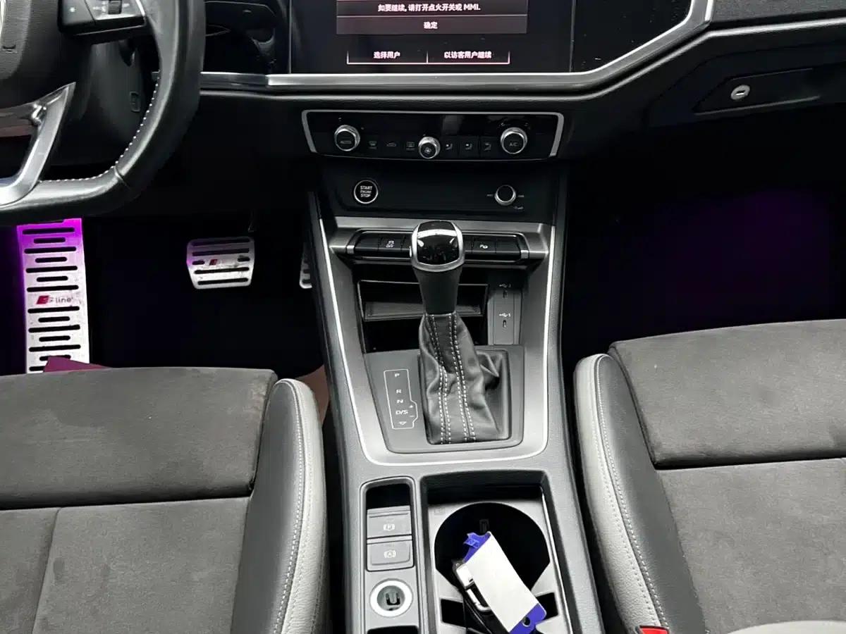 Audi Q3 2022 35 TFSI Fashion Dynamic Edition — миниатюра 11