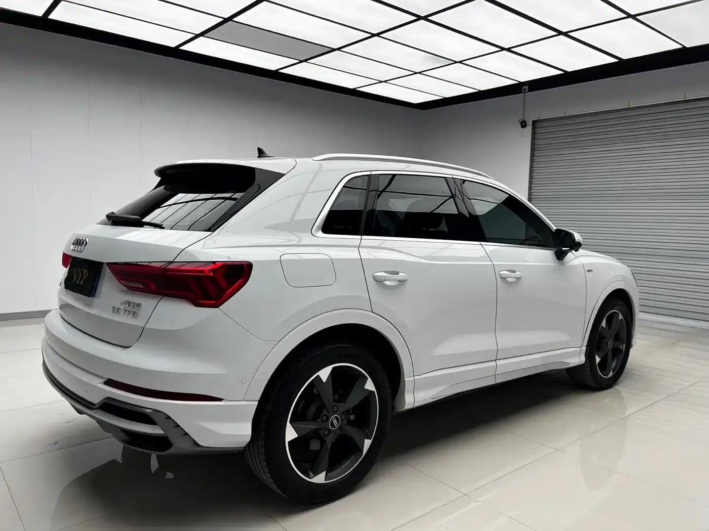 Audi Q3 2022 35 TFSI Fashion Dynamic Edition — миниатюра 4