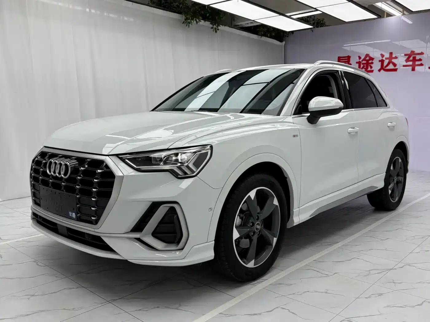 Audi Q3 2023 35 TFSI Fashion Dynamic (1.4T) — миниатюра 1