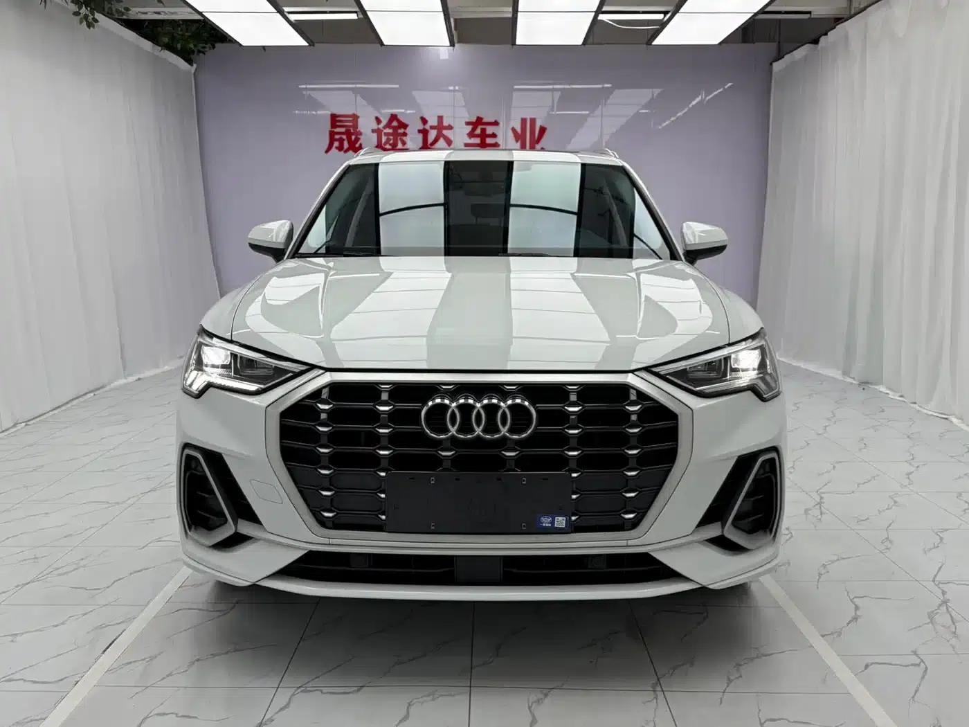 Audi Q3 2023 35 TFSI Fashion Dynamic (1.4T) — миниатюра 2