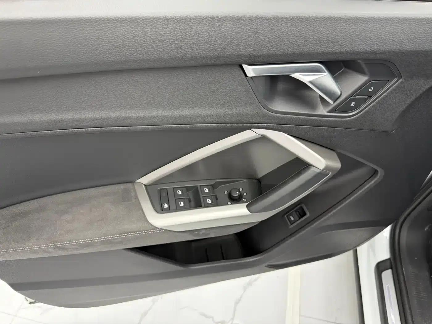 Audi Q3 2023 35 TFSI Fashion Dynamic (1.4T) — миниатюра 13
