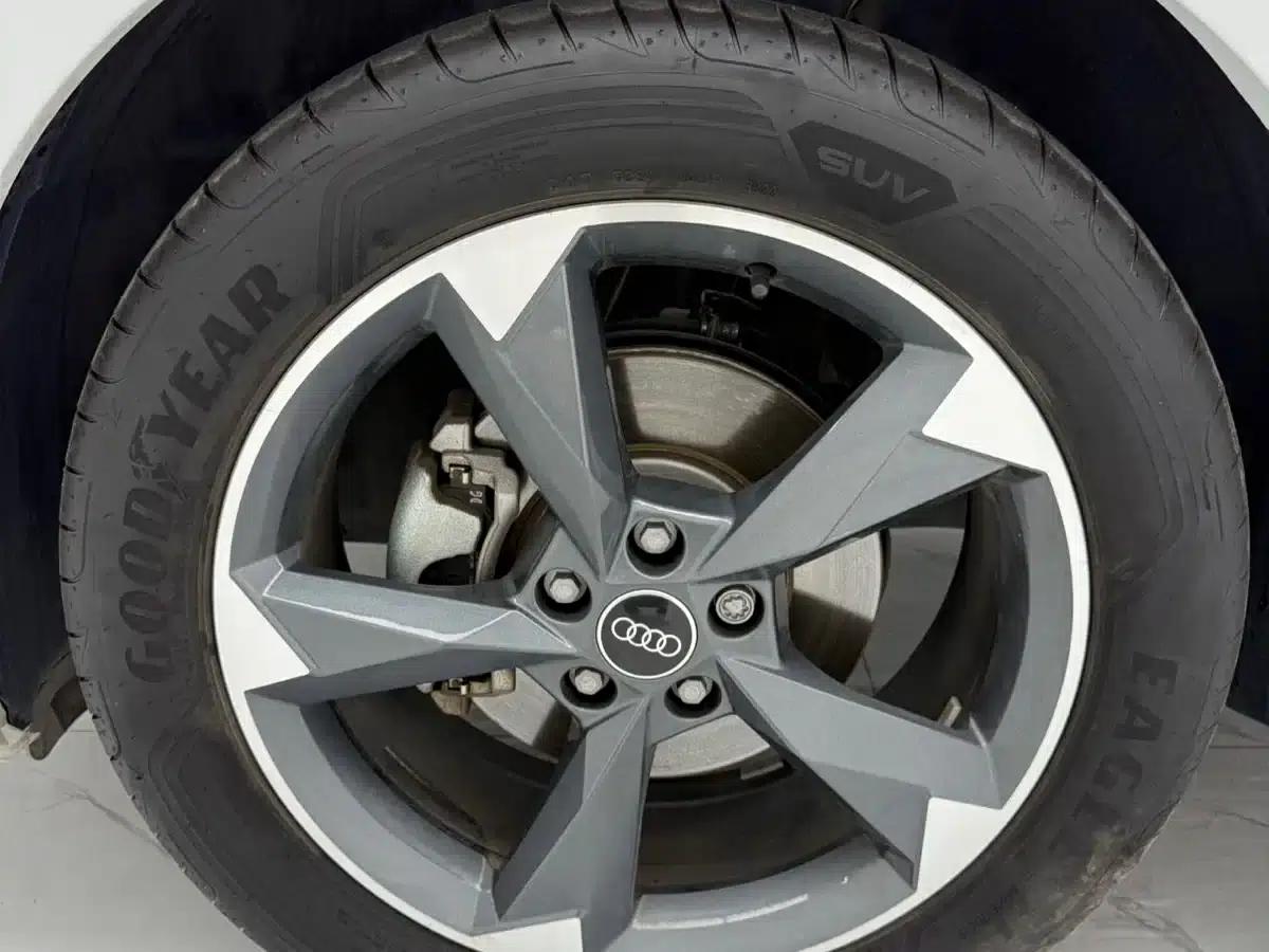 Audi Q3 2023 35 TFSI Fashion Dynamic (1.4T) — миниатюра 20