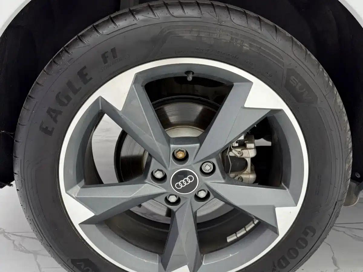 Audi Q3 2023 35 TFSI Fashion Dynamic (1.4T) — миниатюра 22