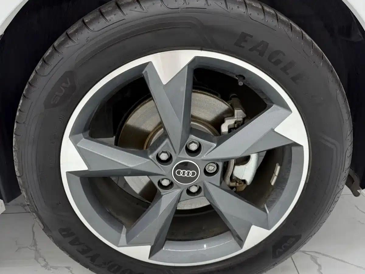 Audi Q3 2023 35 TFSI Fashion Dynamic (1.4T) — миниатюра 23