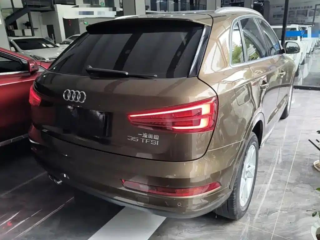 Audi Q3 2018 30th Anniversary Edition 35 TFSI Fashion Model — миниатюра 7