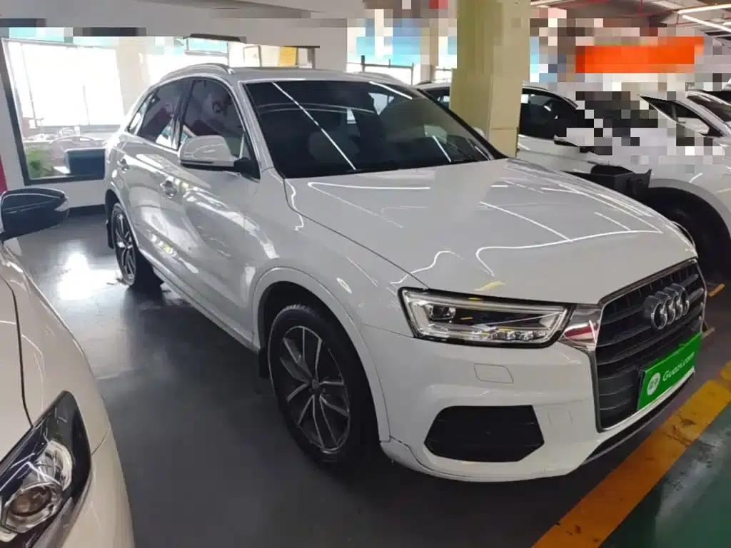 Audi Q3 2018 30th Anniversary Edition 30 TFSI Fashion Model — миниатюра 4