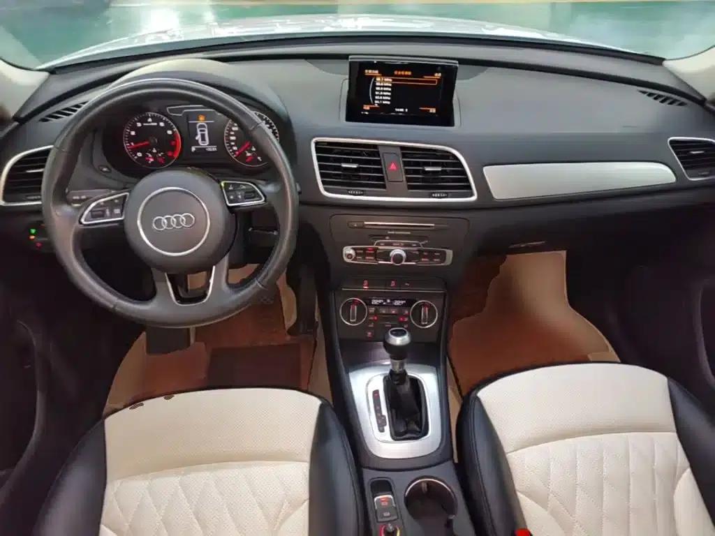 Audi Q3 2018 30th Anniversary Edition 30 TFSI Fashion Model — миниатюра 10