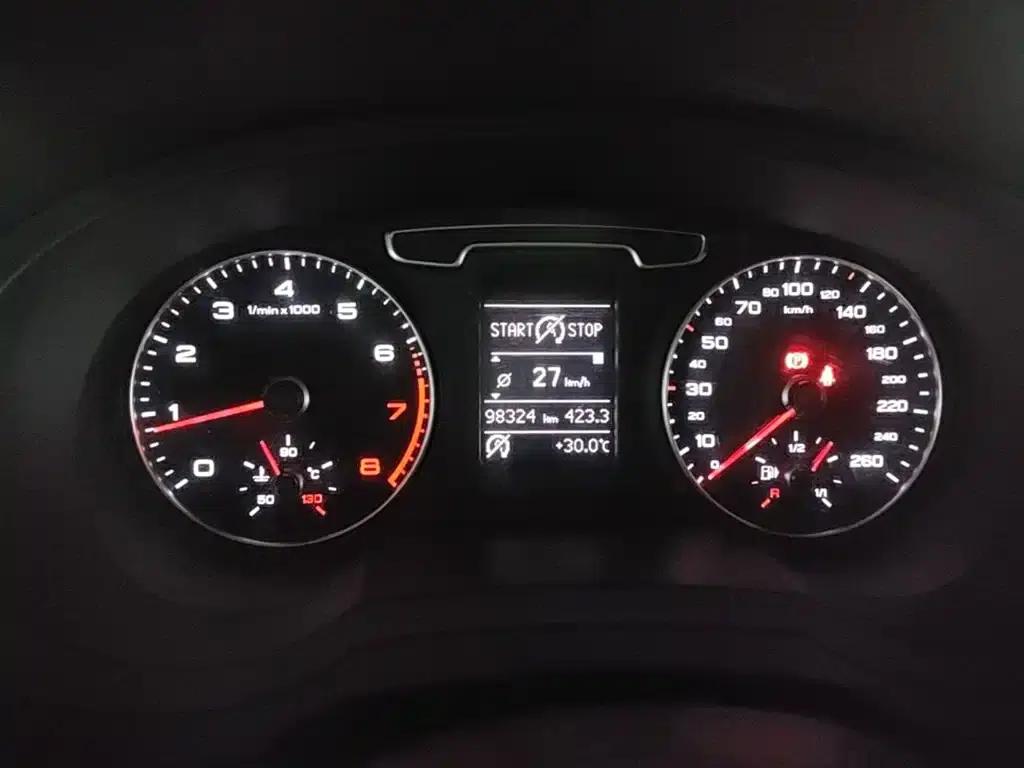 Audi Q3 2015 30 TFSI Progressive — миниатюра 12