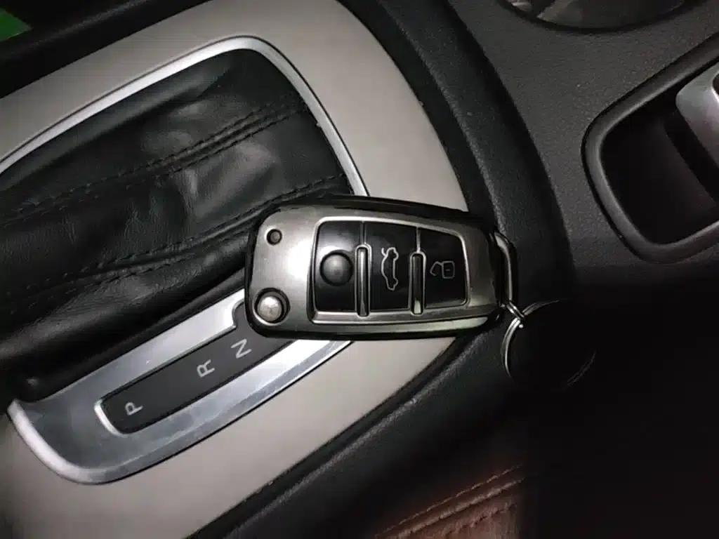 Audi Q3 2015 30 TFSI Progressive — миниатюра 9