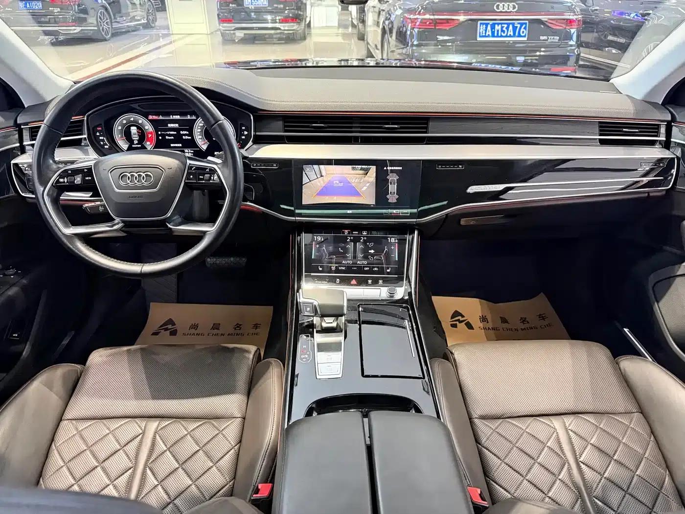 2021 Audi A8 A8L 50 TFSI quattro Comfort — миниатюра 7