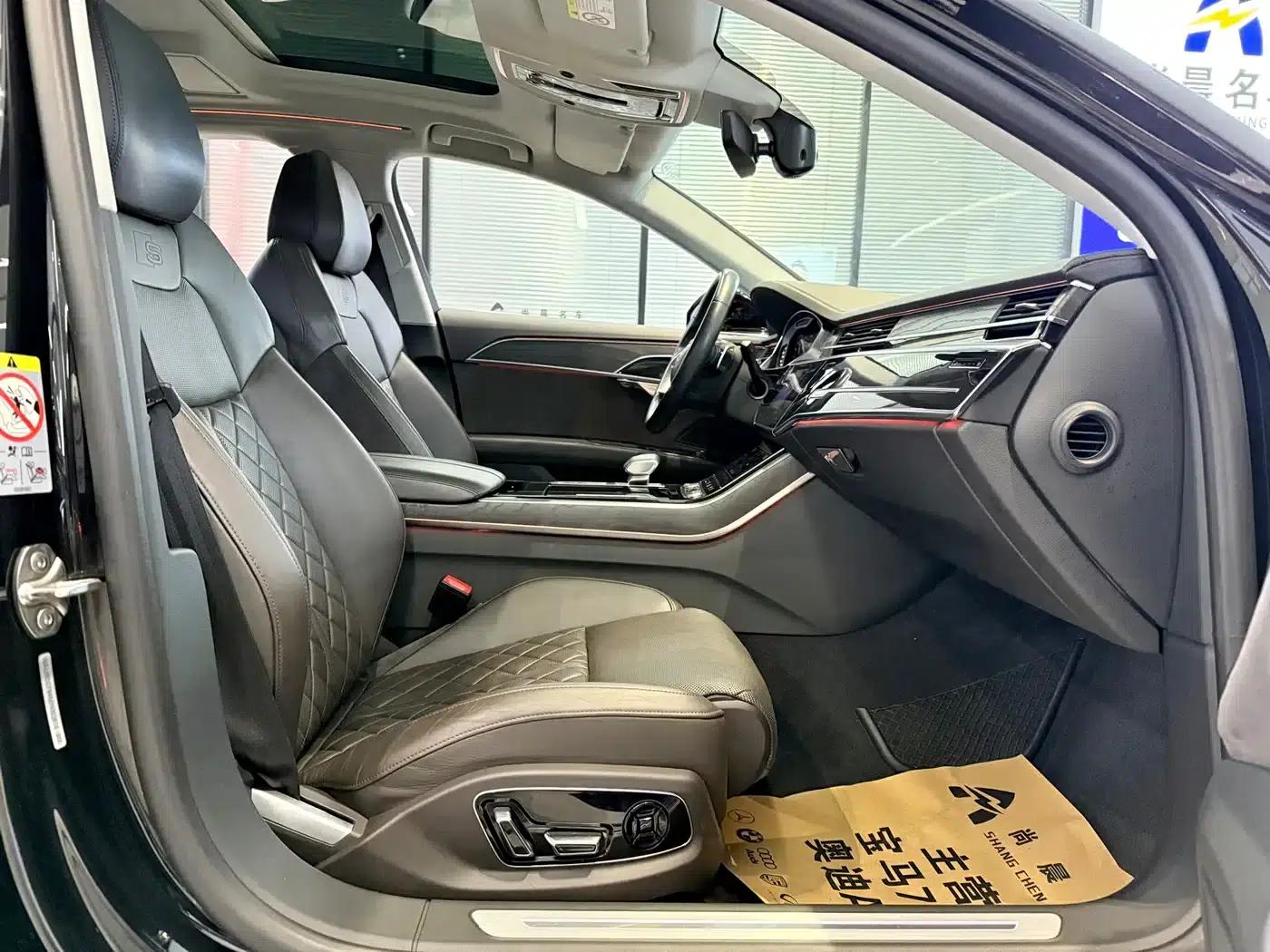 2021 Audi A8 A8L 50 TFSI quattro Comfort — миниатюра 8