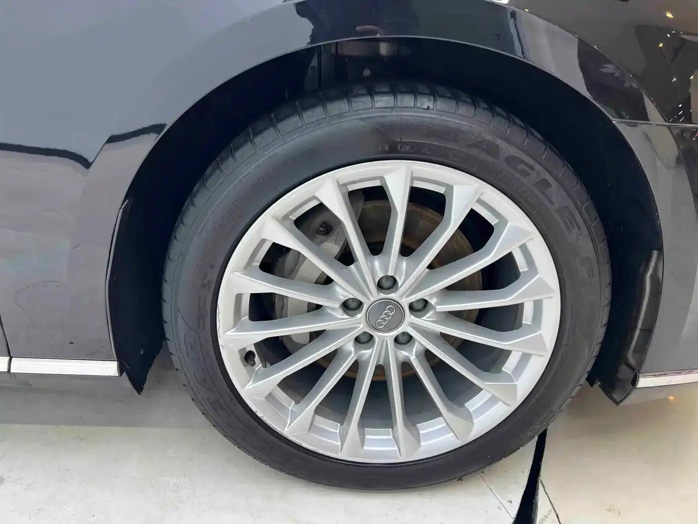 Audi A8 2019 Plus A8L 50 TFSI quattro Comfort — миниатюра 7