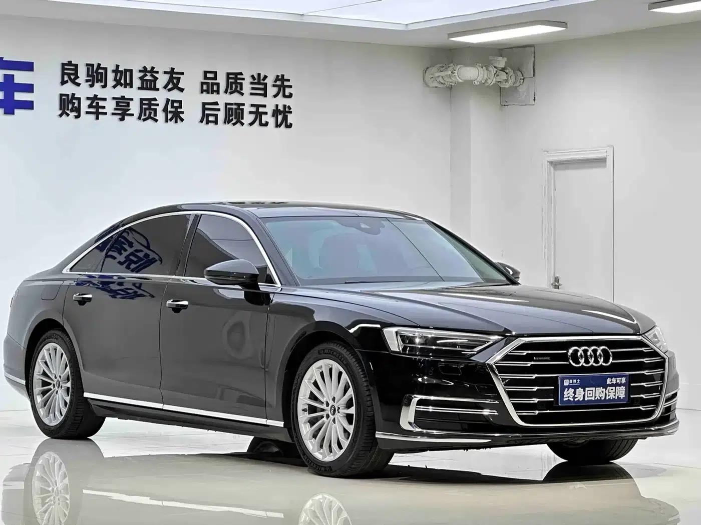 2021 Audi A8 A8L 50 TFSI quattro Comfort — миниатюра 3