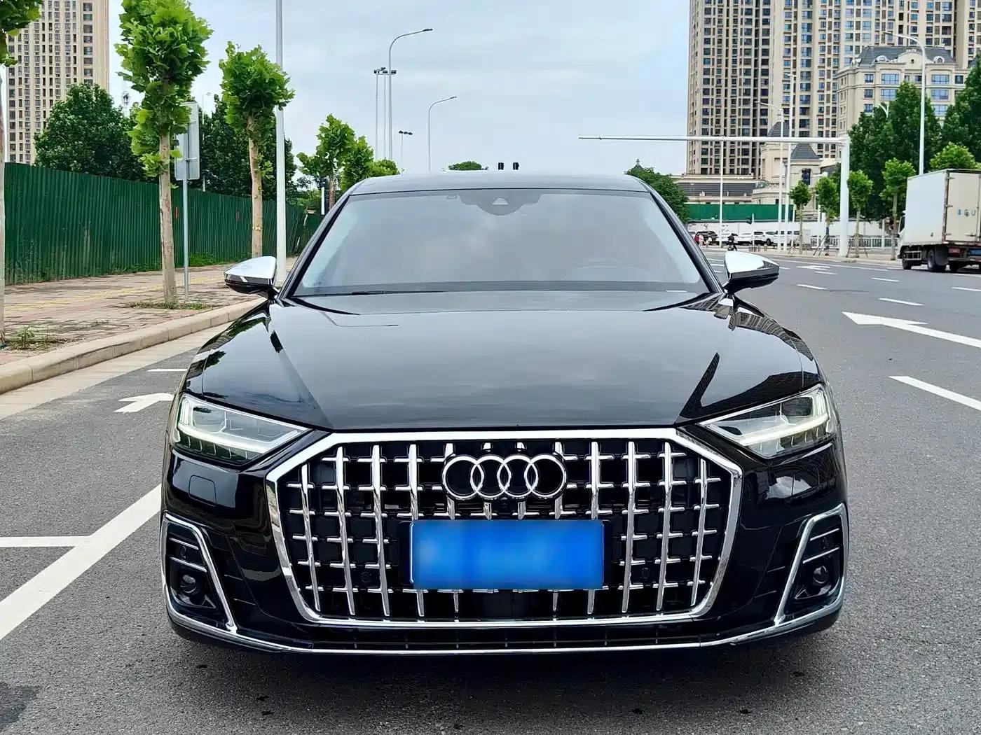 2021 Audi A8 A8L 55 TFSI quattro Luxury — миниатюра 2
