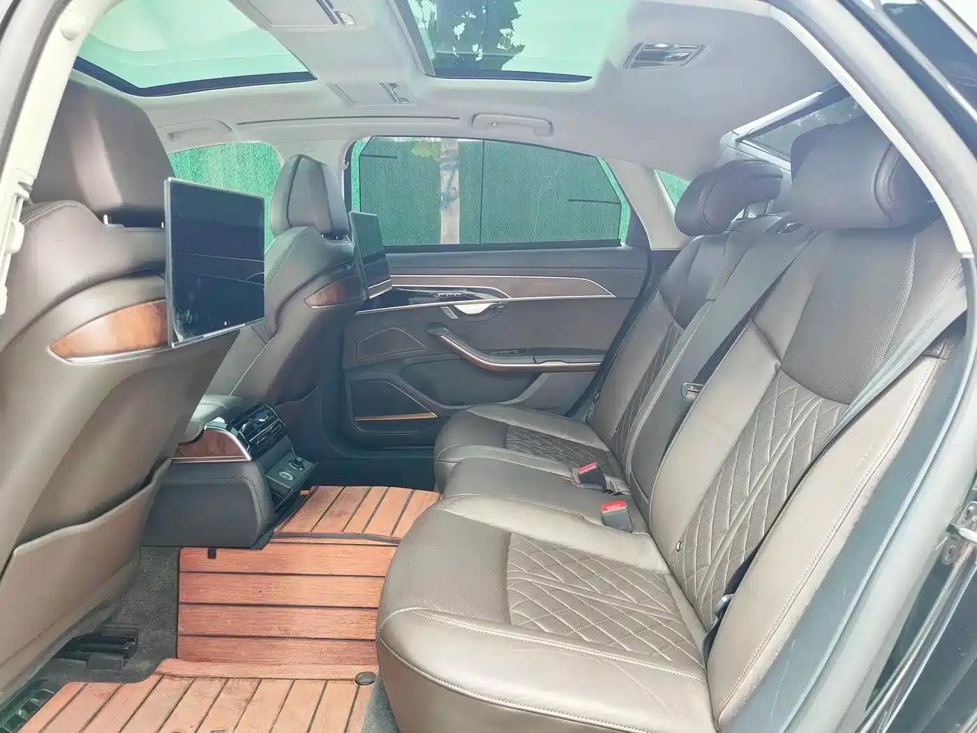 2021 Audi A8 A8L 55 TFSI quattro Luxury — миниатюра 6