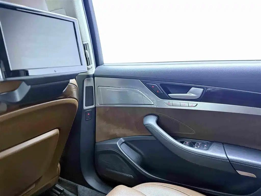 2013 Audi A8 A8L 6.3 FSI W12 quattro Flagship Model — миниатюра 30