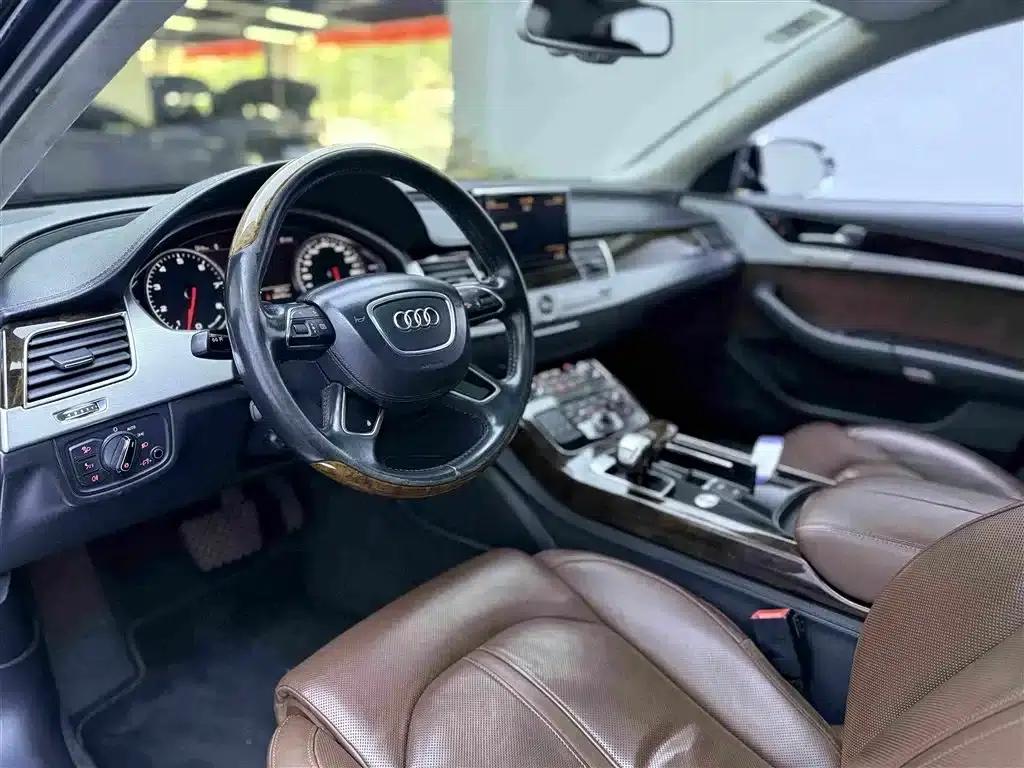 2013 Audi A8 A8L 6.3 FSI W12 quattro Flagship Model — миниатюра 4