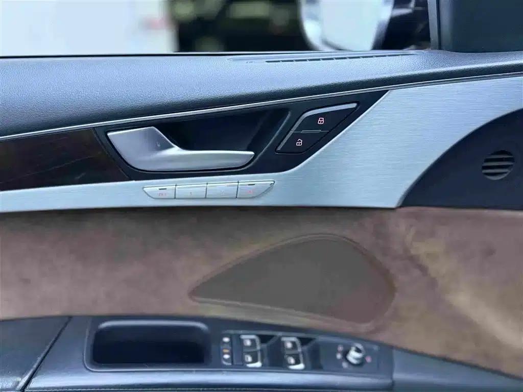 2013 Audi A8 A8L 6.3 FSI W12 quattro Flagship Model — миниатюра 8