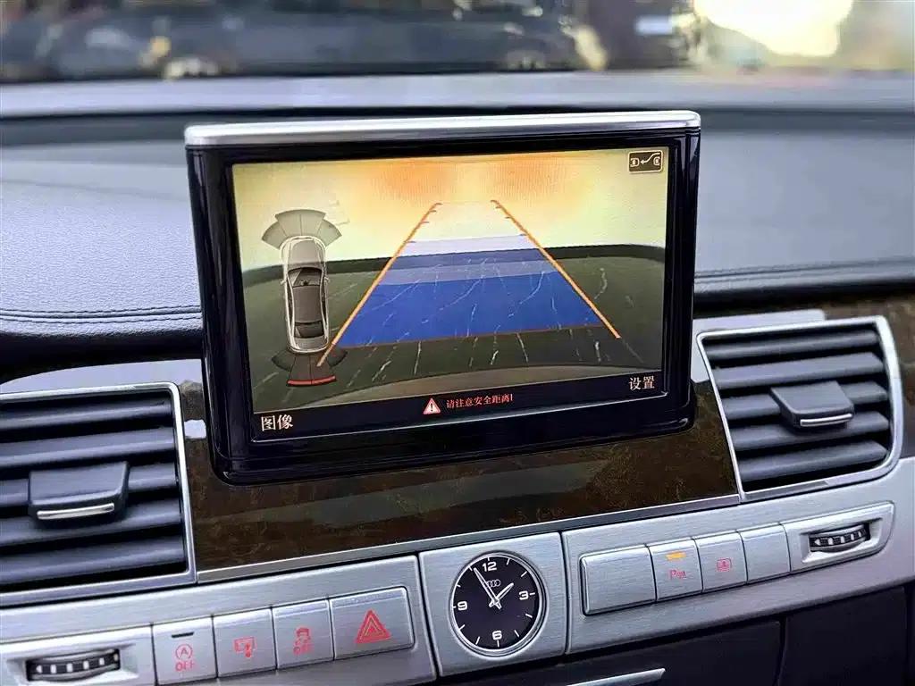 2013 Audi A8 A8L 6.3 FSI W12 quattro Flagship Model — миниатюра 10