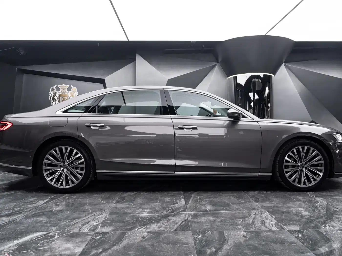 Audi A8 2018 A8L 55 TFSI quattro Elite Edition — миниатюра 4