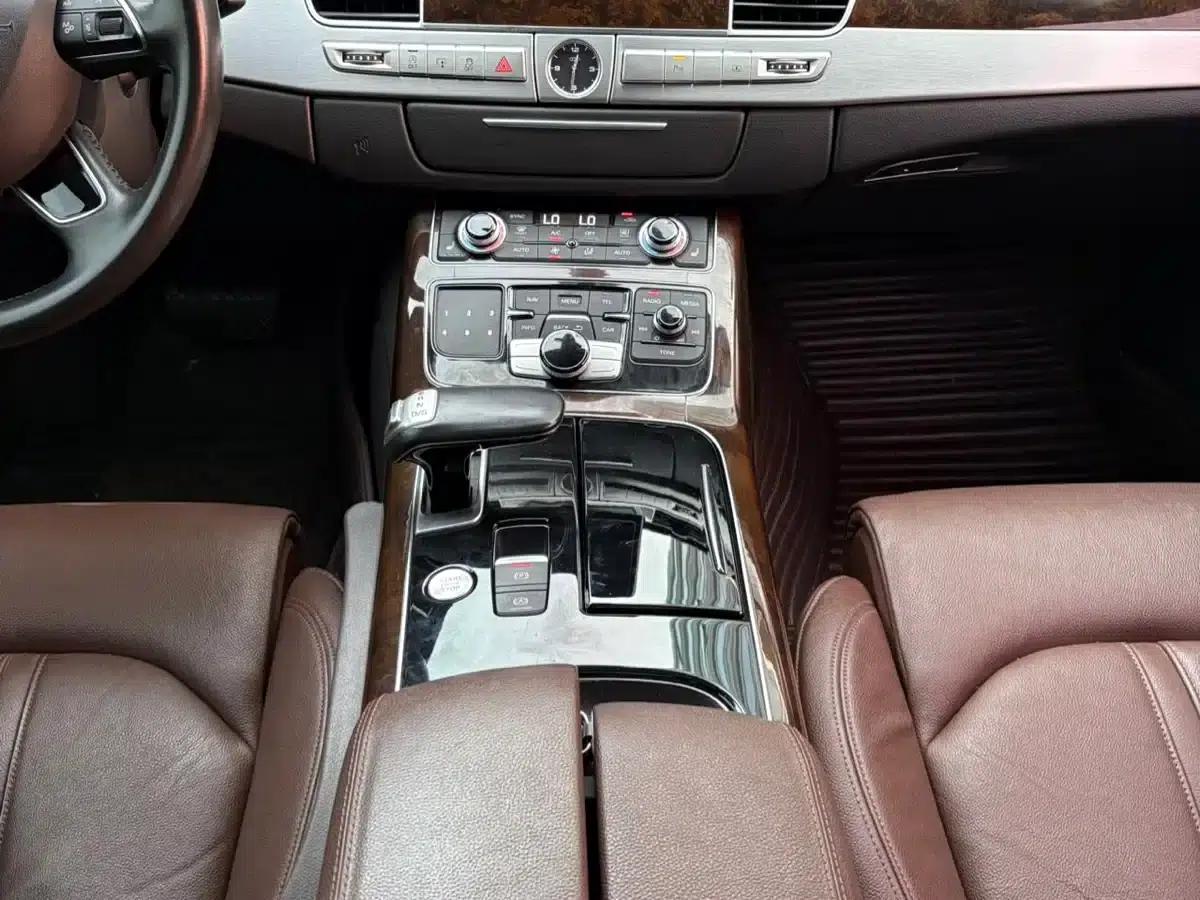 2017 Audi A8 A8L 45 TFSI quattro Comfort — миниатюра 16