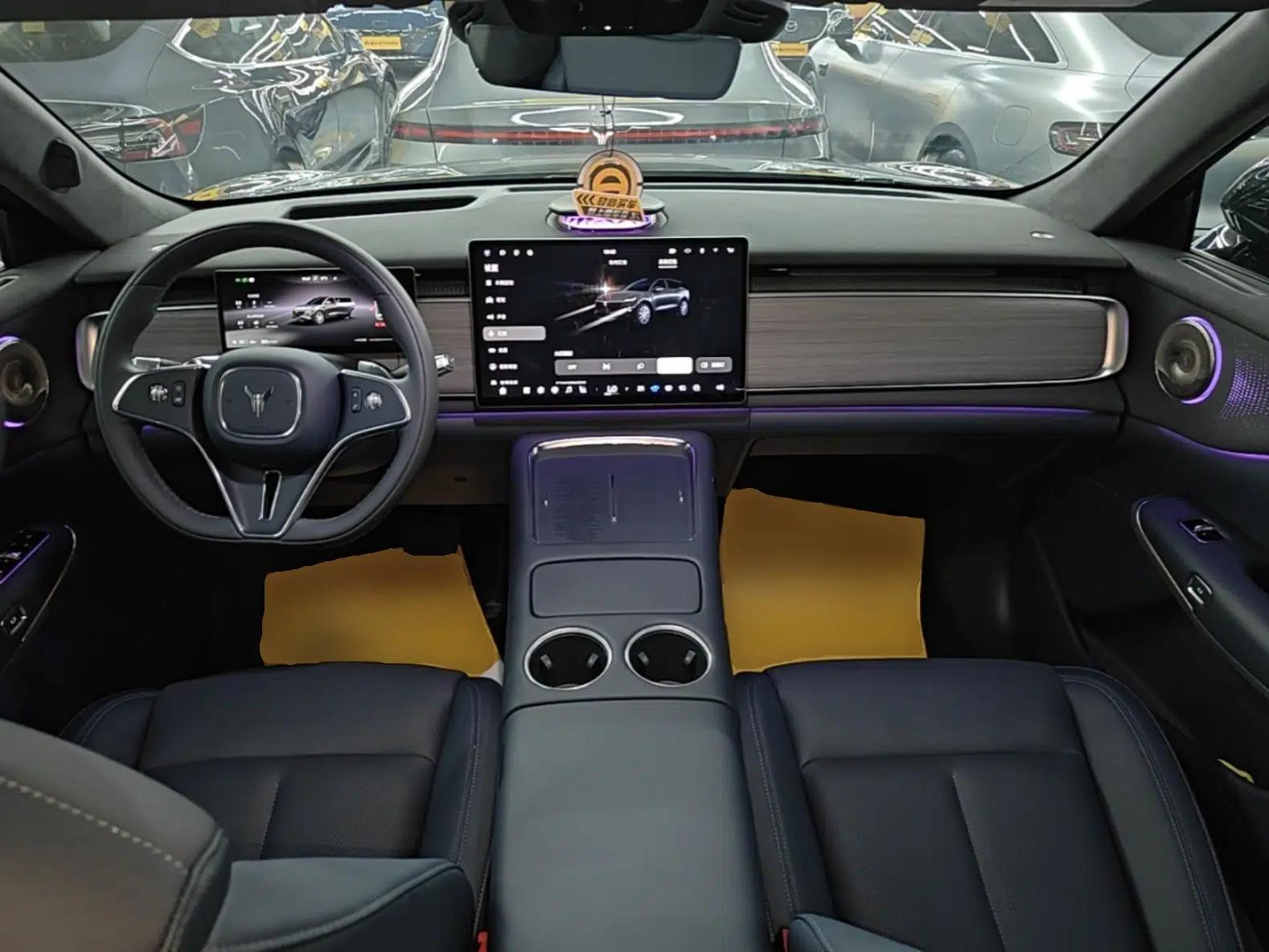 VOYAH COURAGE 2025 Model Four-Wheel-Drive Qiankun Edition — миниатюра 12