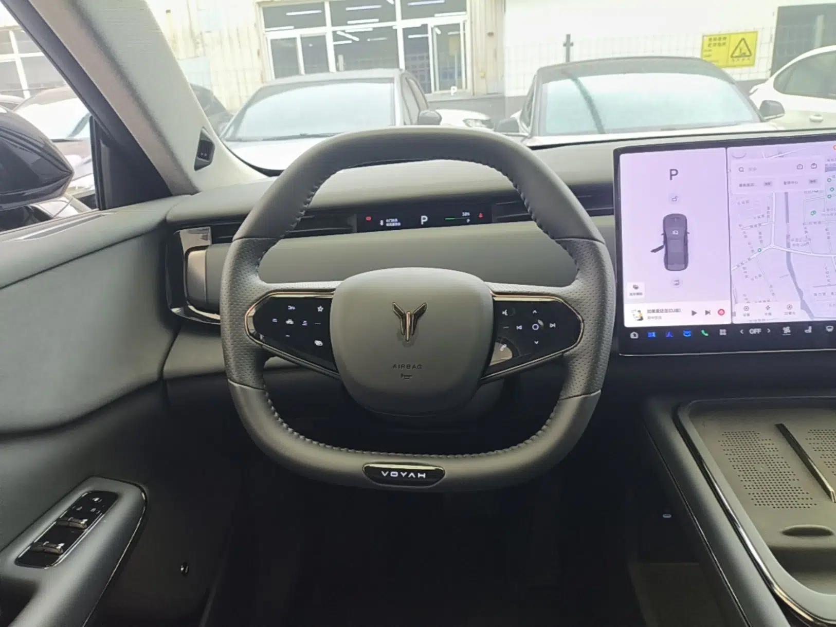 VOYAH COURAGE 2024 Long-Range Smart Edition — миниатюра 13