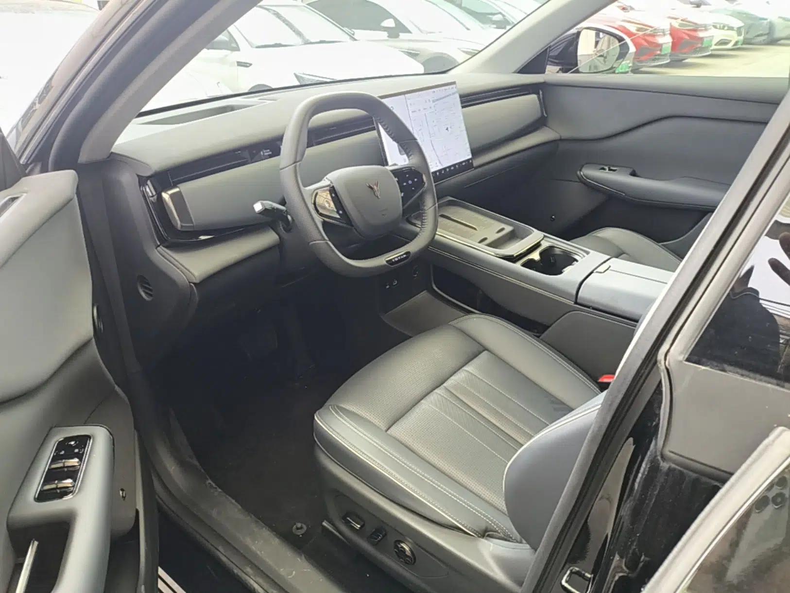VOYAH COURAGE 2024 Long-Range Smart Edition — миниатюра 18