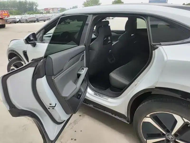 Song L EV 2025 Model 662KM Superior Intelligent Driving Edition — миниатюра 8