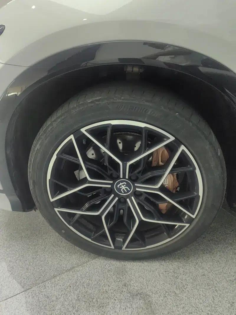 Song L EV 2024 Model 602km AWD Excellence Edition — миниатюра 5