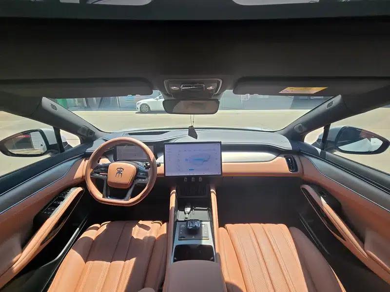 Song L EV 2024 Model 662km Excellent Edition — миниатюра 9
